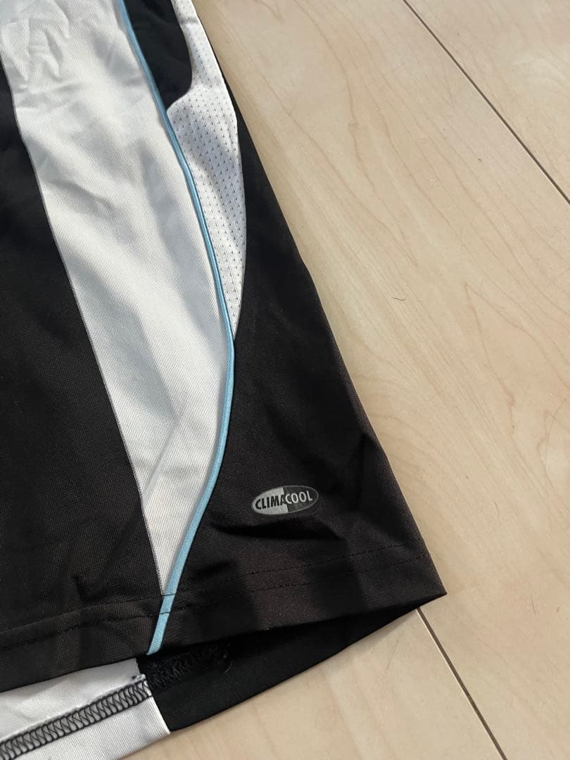 adidas Newcastle United サッカーユニフォーム