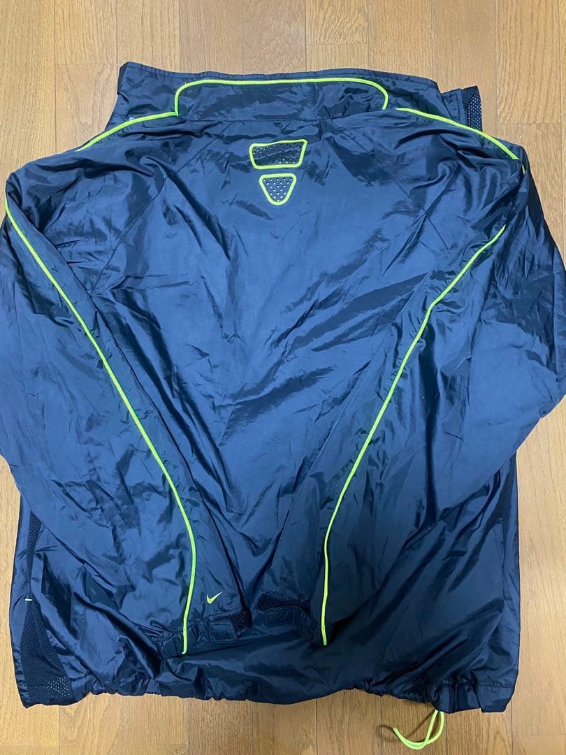 浦和レッズ NIKE ウィンドブレーカー XL 18番 支給品 2010年前後
