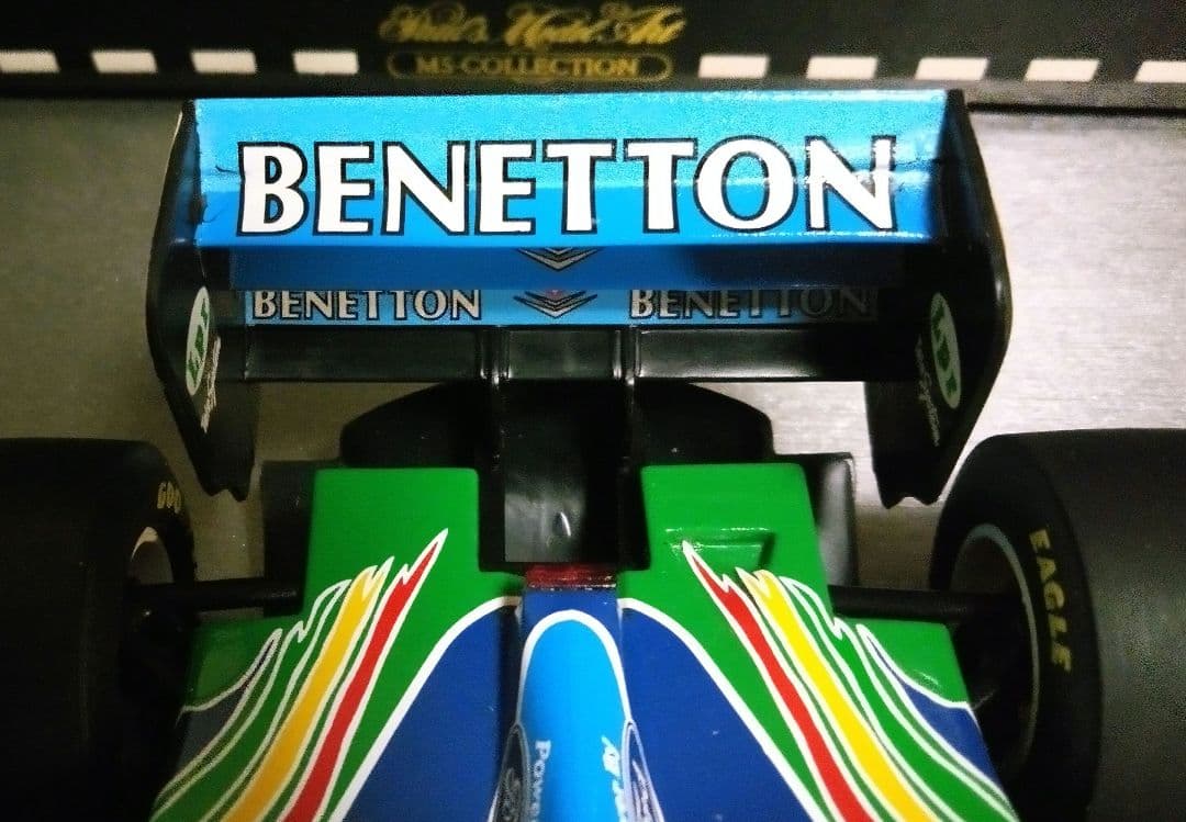 ミニチャンプス 1/18 F1 ベネトン B194 M.シューマッハ