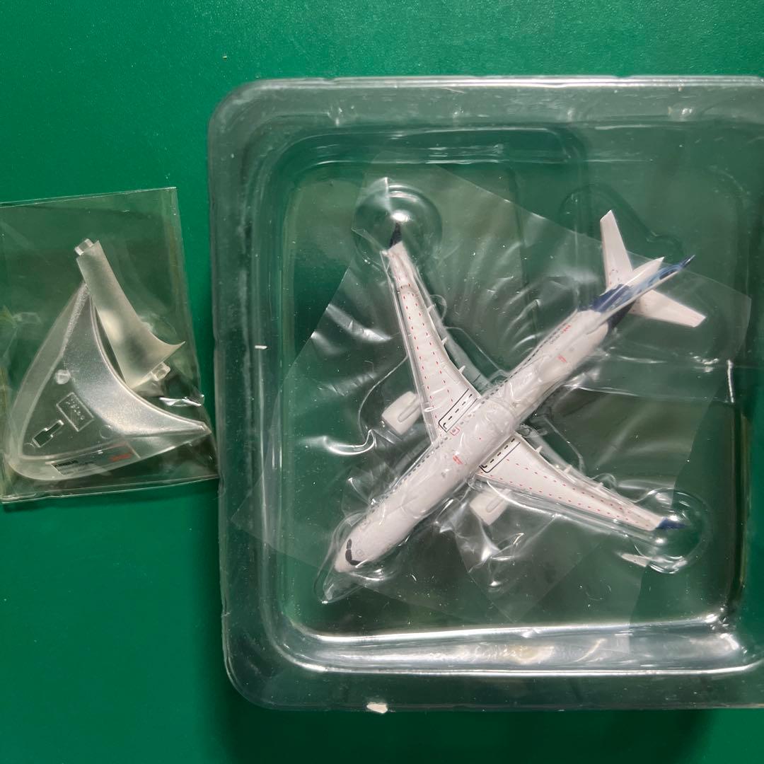 エアバス A220-300 1/400 herpa