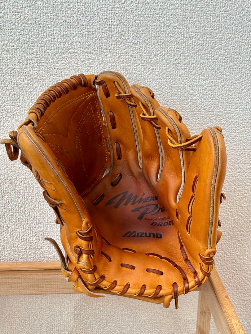 ミズノプロ 硬式 投手用 オーダー MIZUNO ノースヨーロピアンキップ