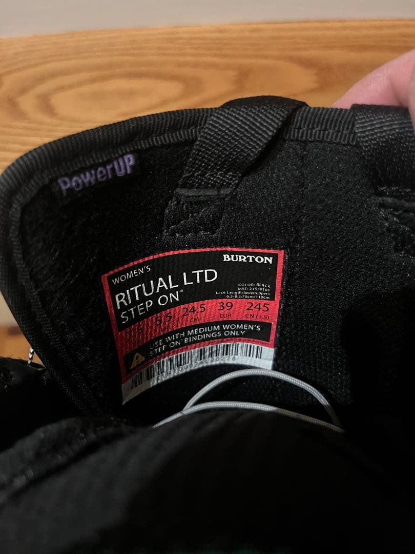BURTON RITUAL STEP ON 24.5 バートン　ステップオン
