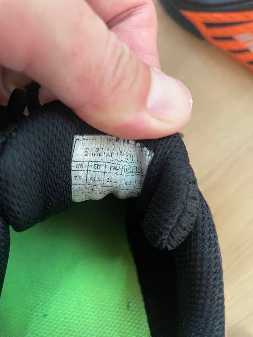 INOV-8 BARE-XF 210 V2 オレンジ/ブラック