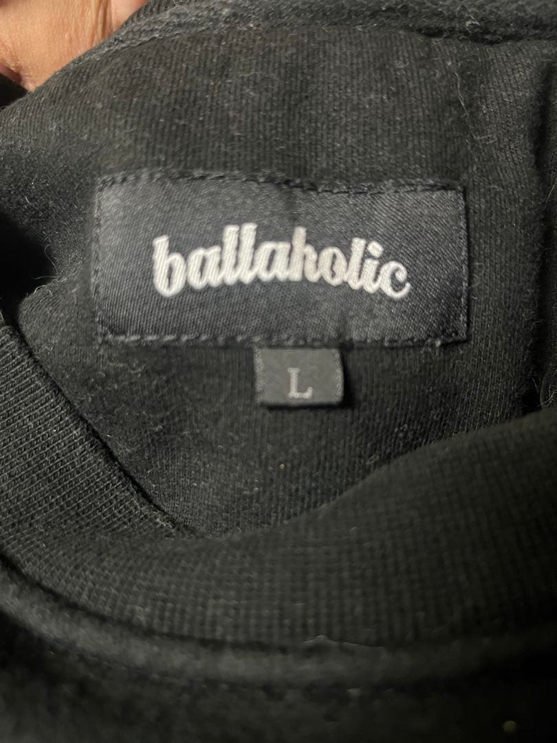 ballaholic トレーナー