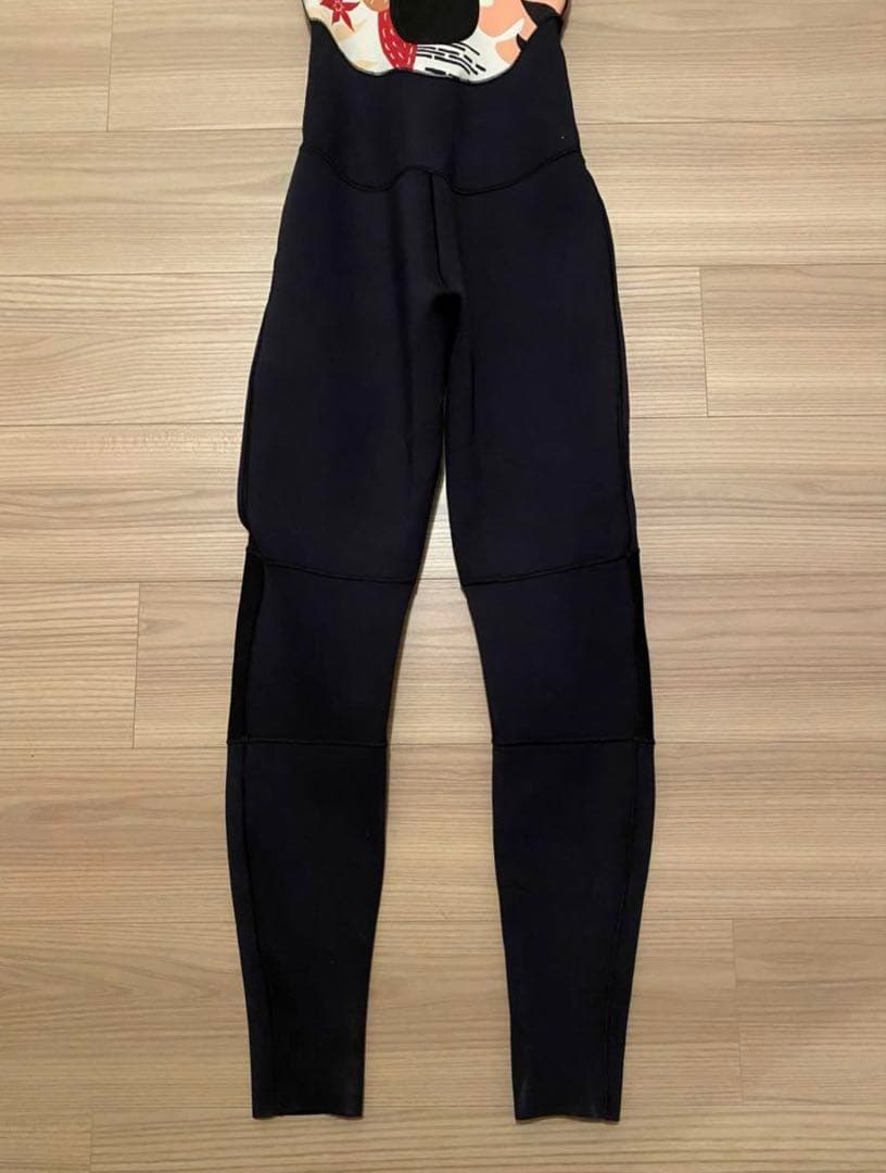 【美品】ROXYロキシー ウェットスーツ ロングジョン M 黒