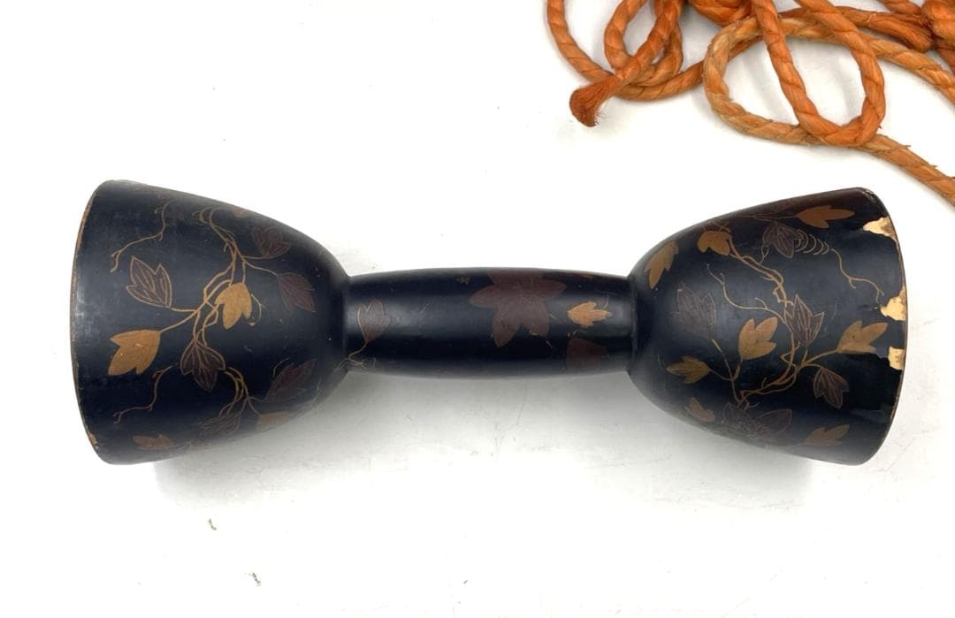 時代物 皮張り 小鼓 鼓 つづみ 和楽器 太鼓 打楽器 蒔絵 骨董 古玩 楽器