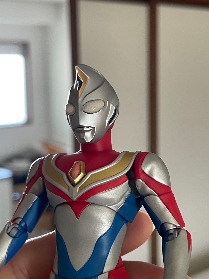 真骨彫ウルトラマンダイナ　頭部交換用パーツ
