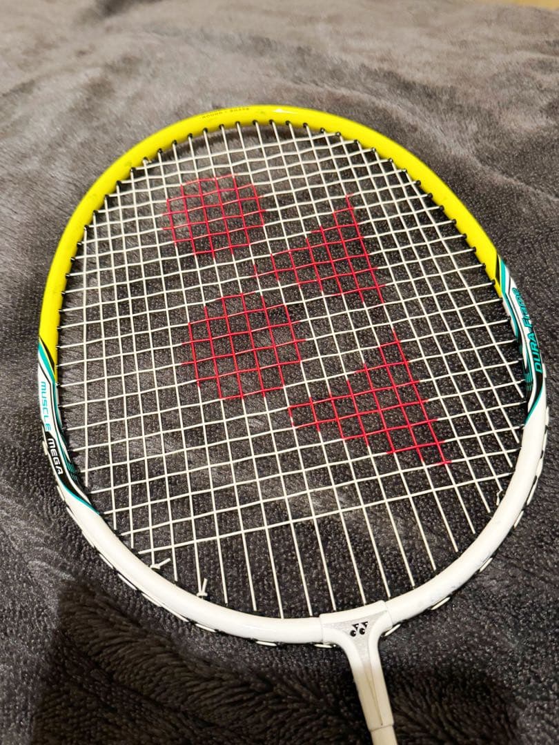 【美品】YONEX MUSCLEMEGA B-700