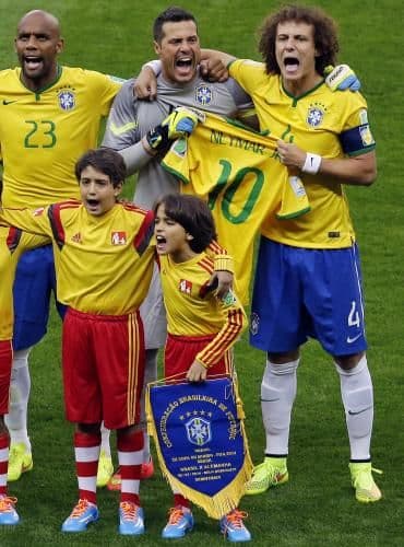 ブラジル代表 ダビドルイス サイン ユニフォーム サッカー 新品 正規品