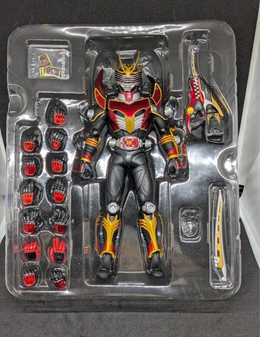 SHFiguarts フィギュアーツ　仮面ライダー 龍騎　サバイブ