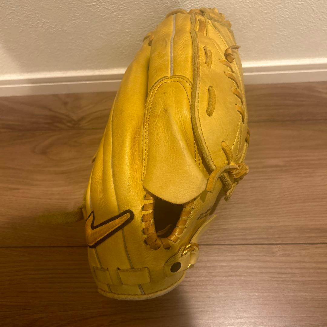 Dan Volek Signature Model 軟式グローブ