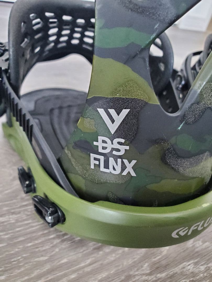 FLUX DS スノーボードビンディング カモフラージュ