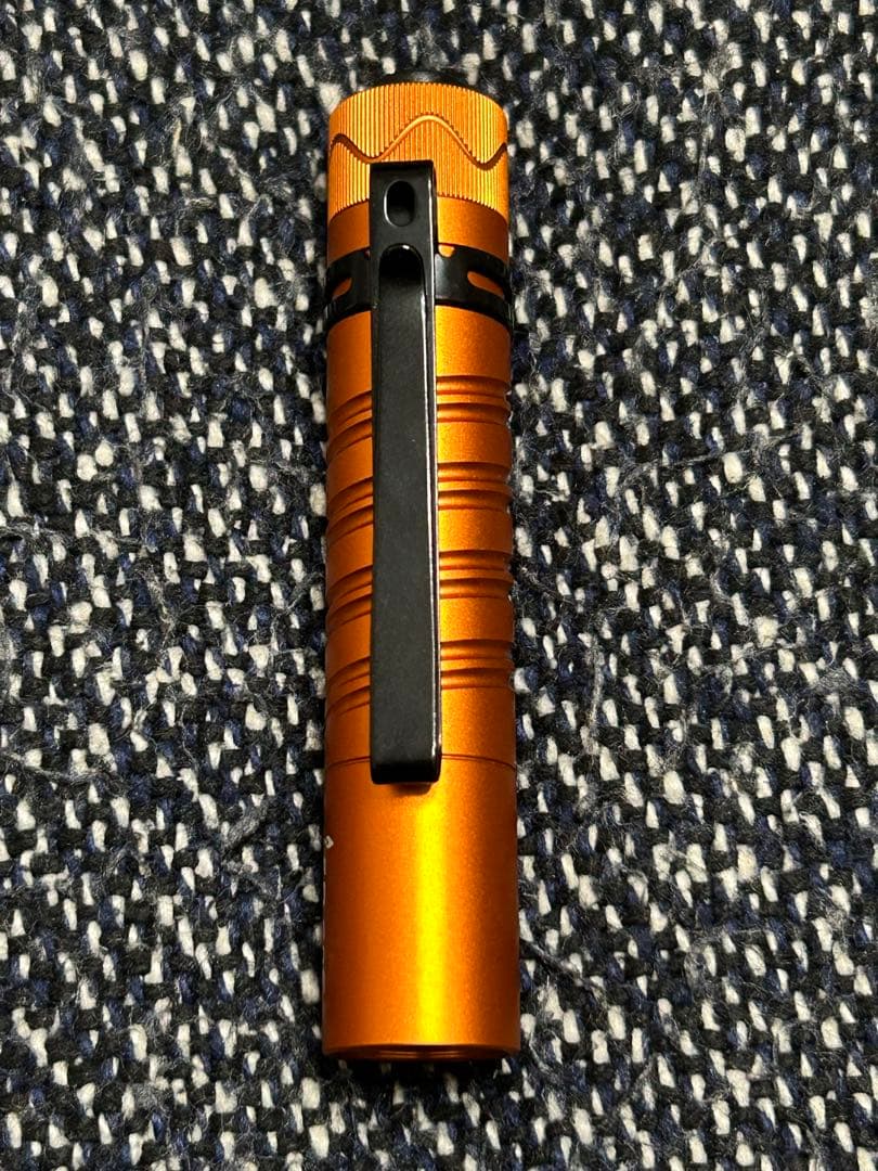 OLIGHT (オーライト) i5R EOS オレンジ