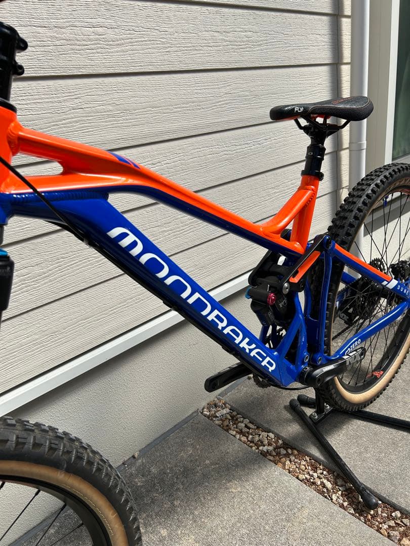 【超美品】MONDRAKER DUNE M size モンドレイカー