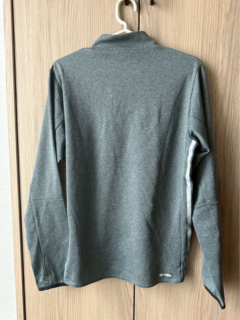 環太平洋大学　IPU サッカー　adidas グレー ジャージ 上下セット　M
