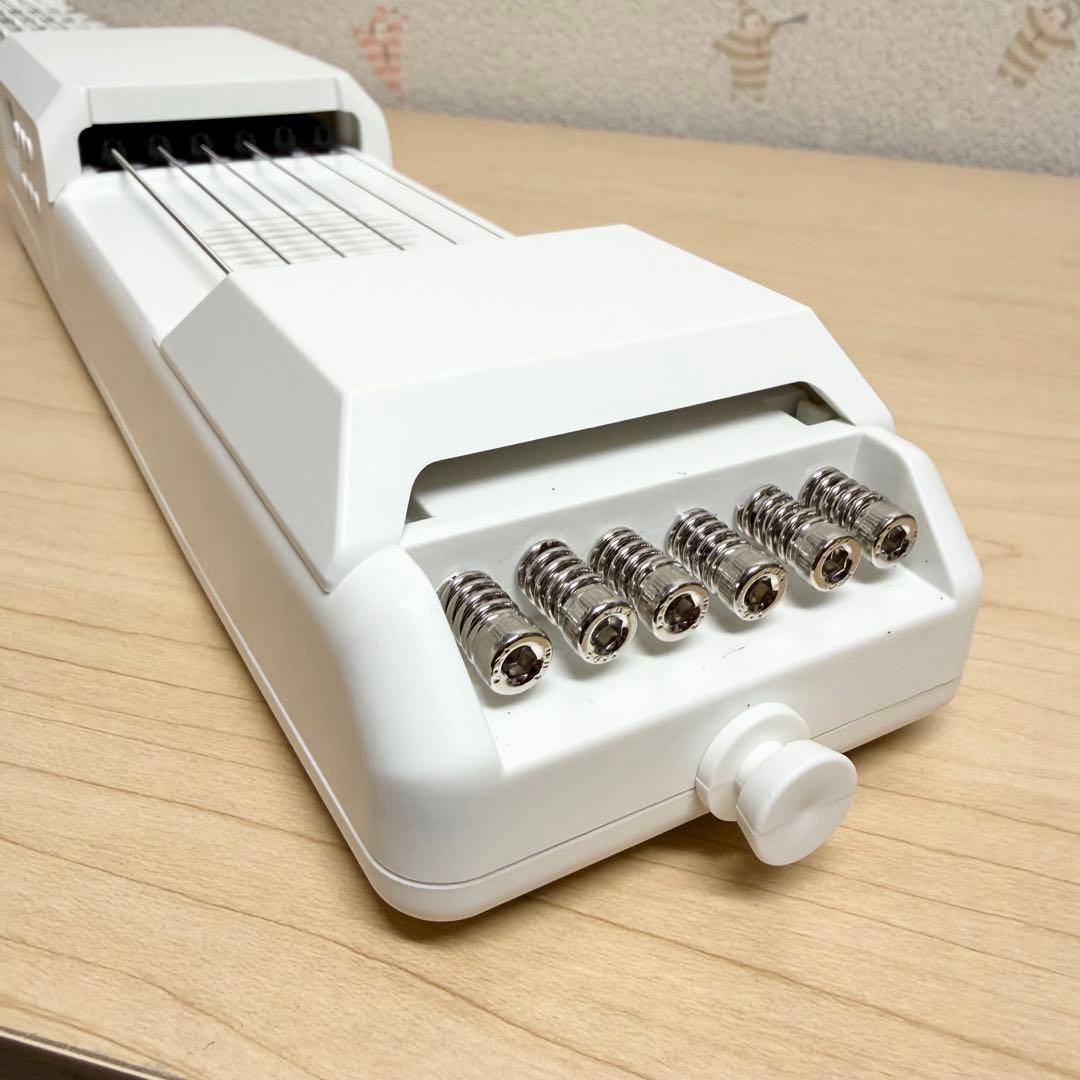 PEFEEL スマートギター スピーカー内蔵 ホワイト SG7