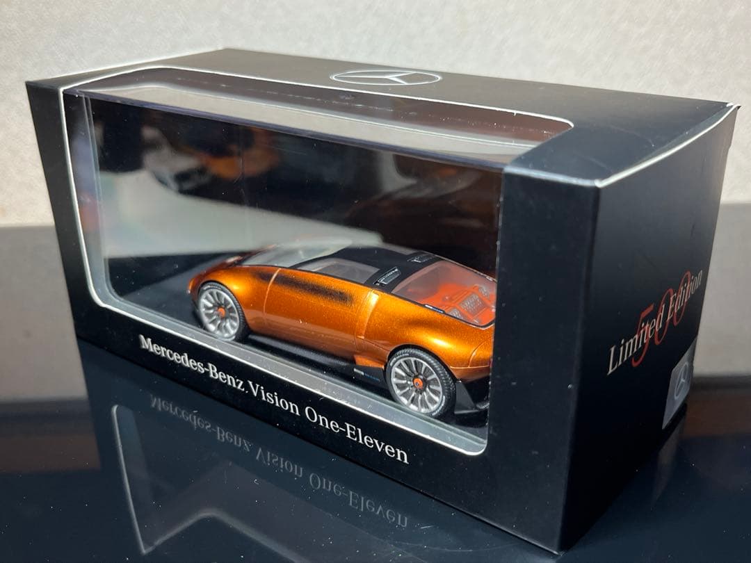 ミニカー 1/43 オートカルト M.ベンツビジョン ワンイレブン 500台限定