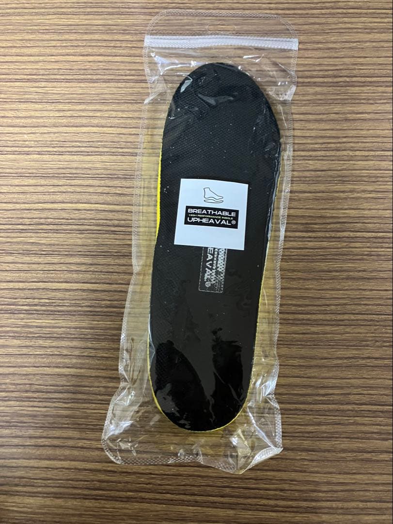 カーボンインソール