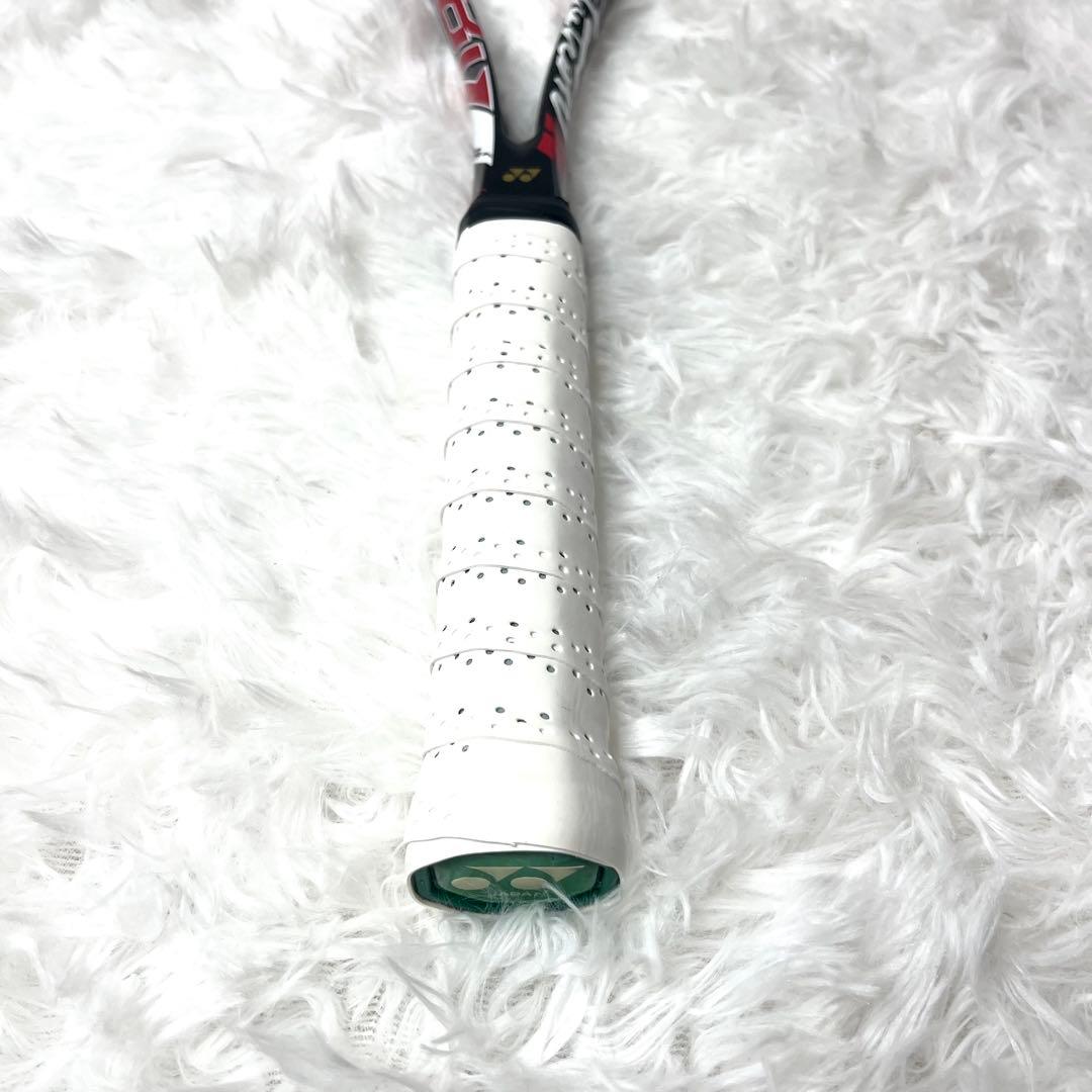 【美品】 ヨネックス ナノフォース8v REV カスタムフィット UL1相当 赤