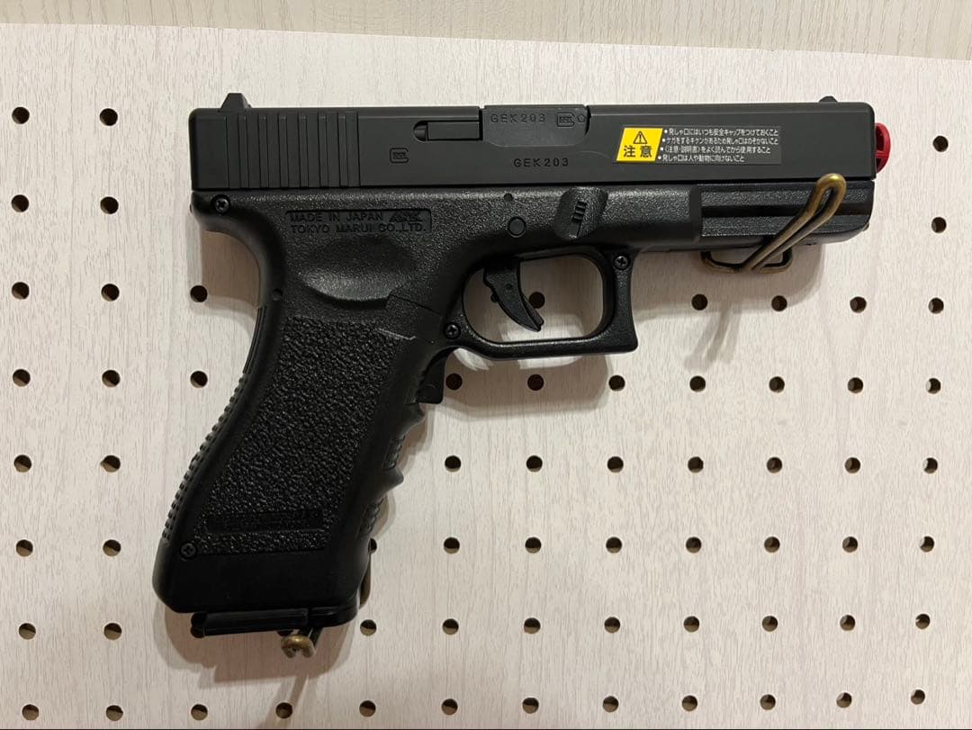G18C 電動ガン フルオート 新品マガジン3本付き 10禁