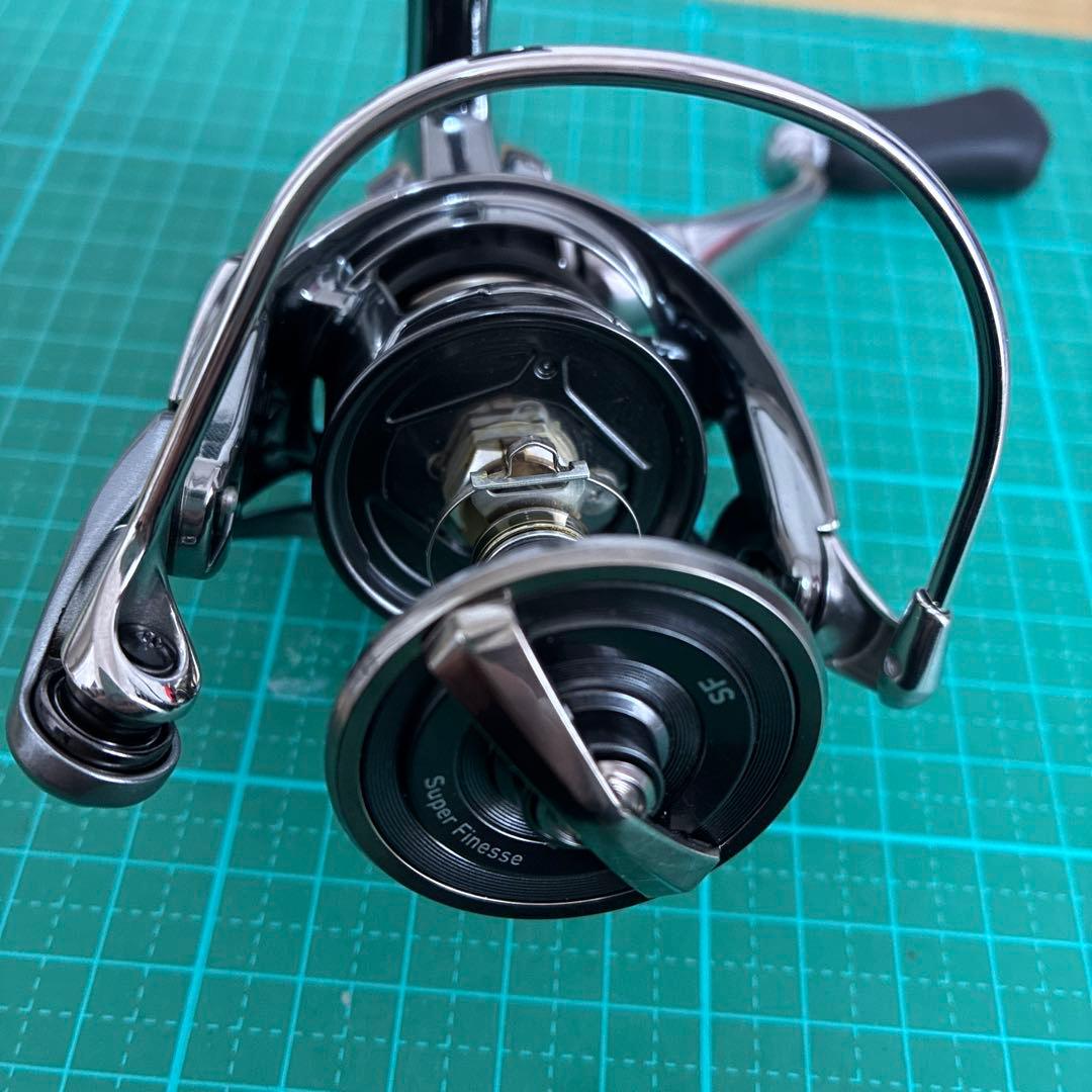 22イグジスト SF2500SS-H 本体のみ スプール無し 美品