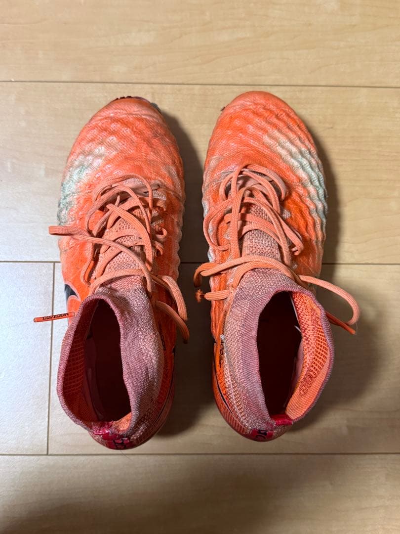 Nike サッカーナイキ　マジスタ