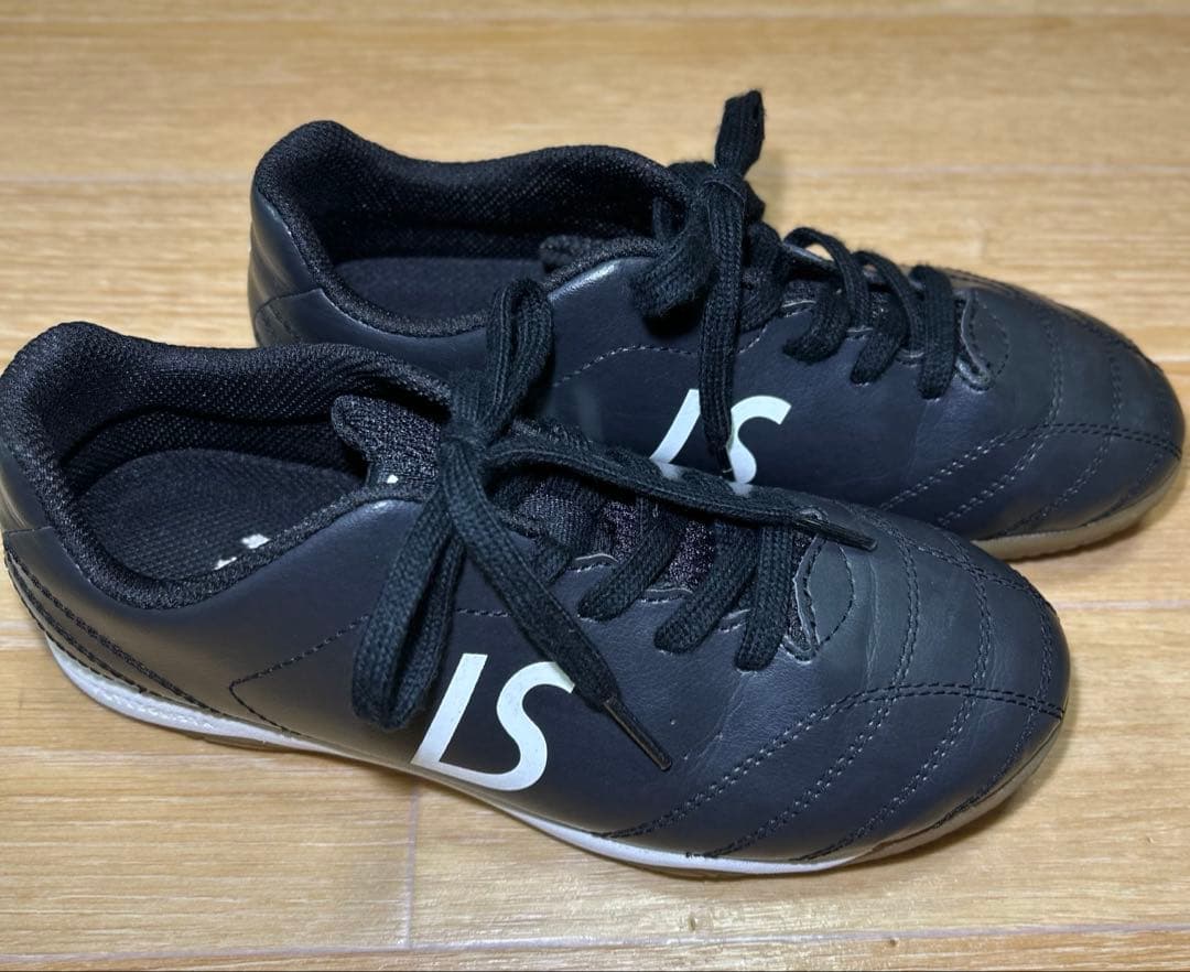 ルースイソンブラ　レザー美品LS サッカーシューズ