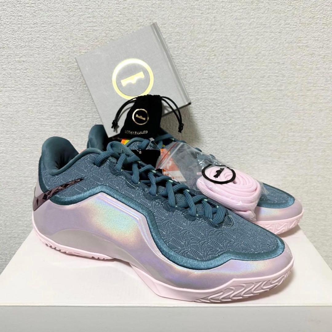 ナイキ 25 レブロン 23 バスケ シューズ 靴 バッシュ マイアミ