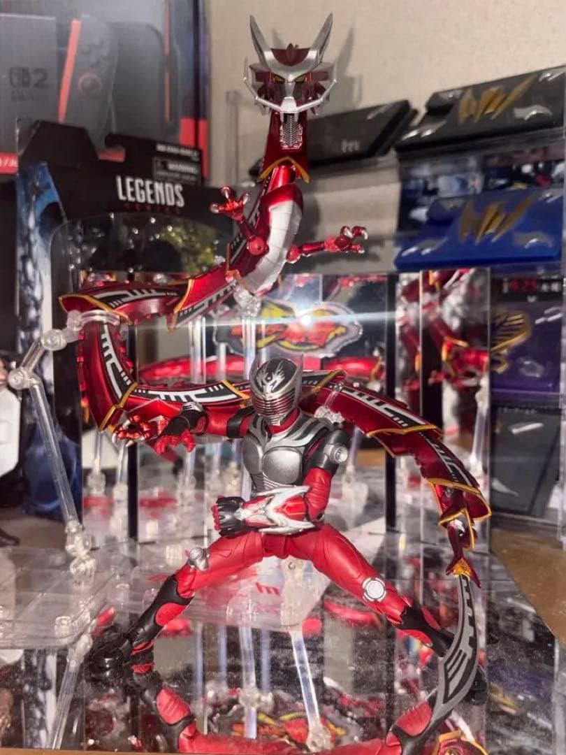 仮面ライダー龍騎&ドラグレッダー　フィギュアーツ