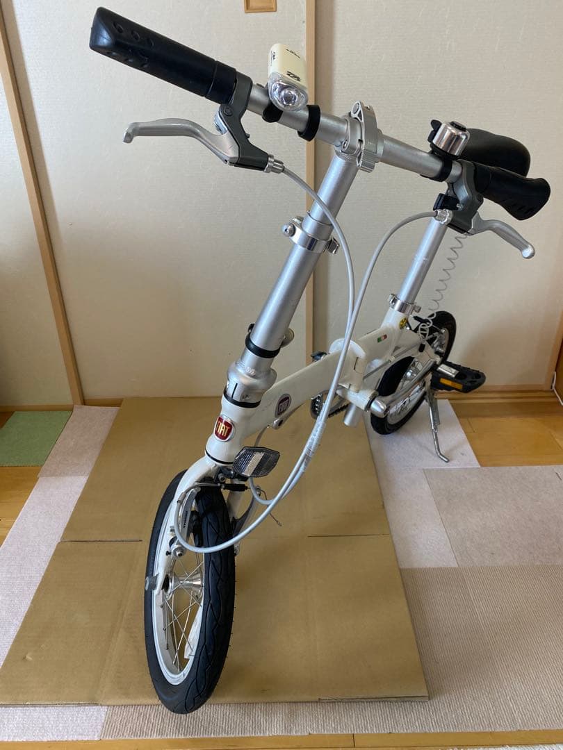 Fiat 折りたたみ自転車 ホワイト 小径車