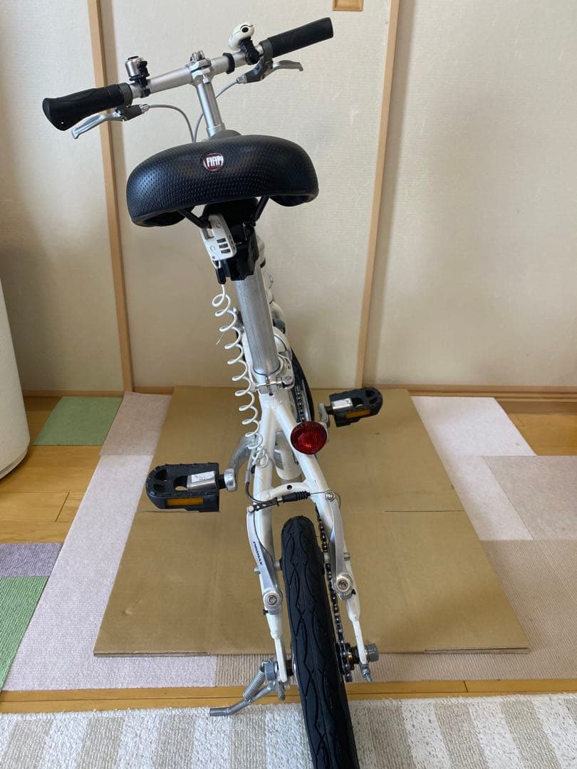 Fiat 折りたたみ自転車 ホワイト 小径車