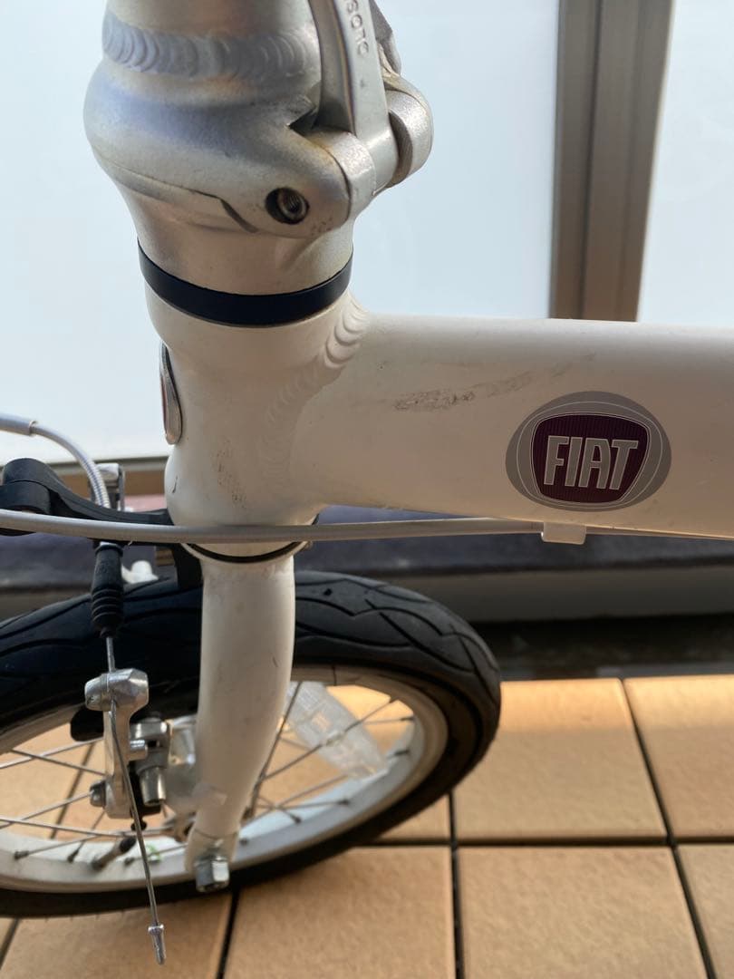 Fiat 折りたたみ自転車 ホワイト 小径車
