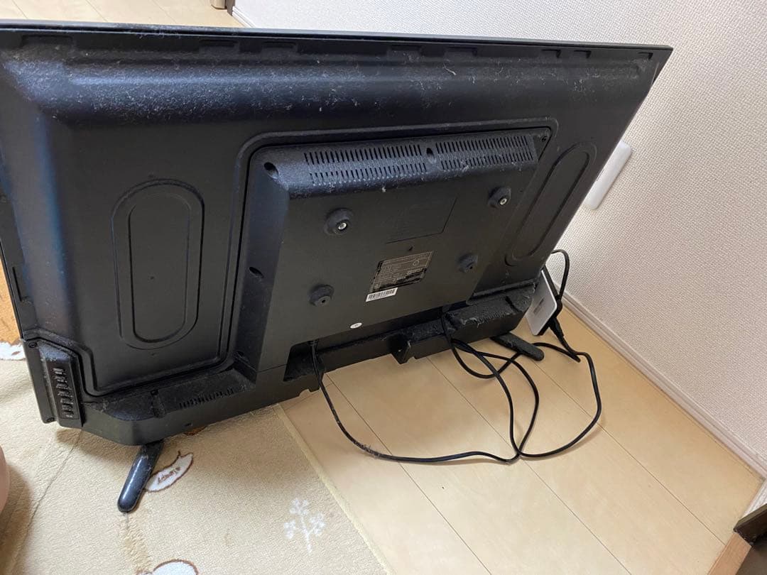 テレビ　32型　19年製