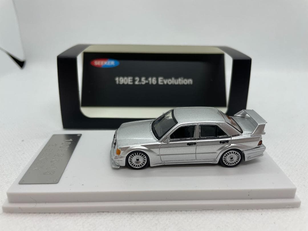 4R-501 SEEKER 1/64 メルセデスベンツ 190E 2.5-16