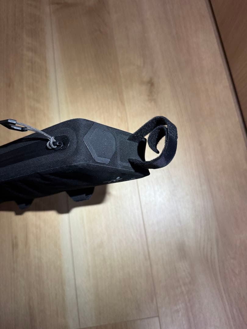 APIDURA トップチューブバッグ