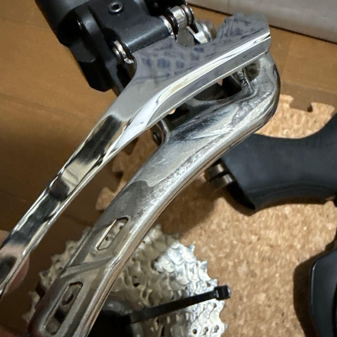 Shimano ULTEGRA Di2 R8070電動油圧ディスクコンポーネント