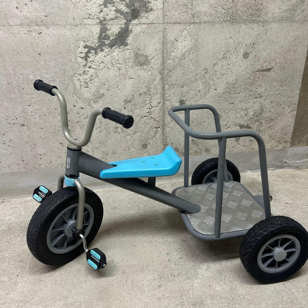 大型　三輪車　キンダークルーザー　アメリカン　2人乗り　トライク
