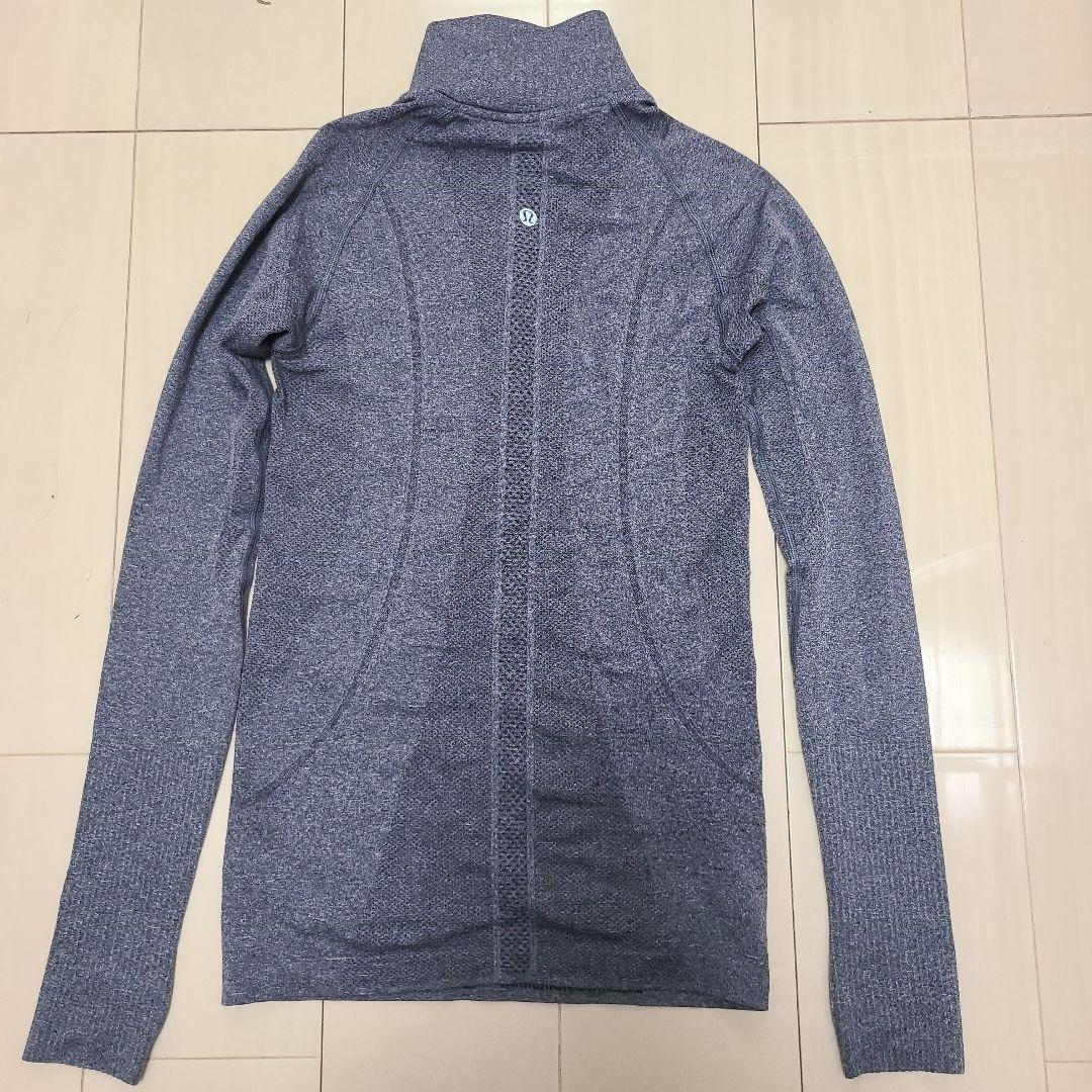 ルルレモン　Swiftly Tech　1/2 Zip　長袖