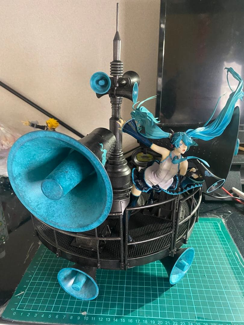 希少　初音ミク 恋は戦争ver. DX 1/8スケールフィギュア