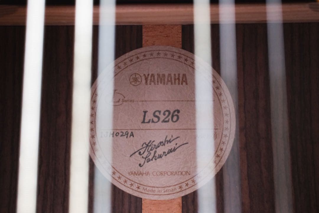 Yamaha LS26 ARE ヤマハ アコースティックギター