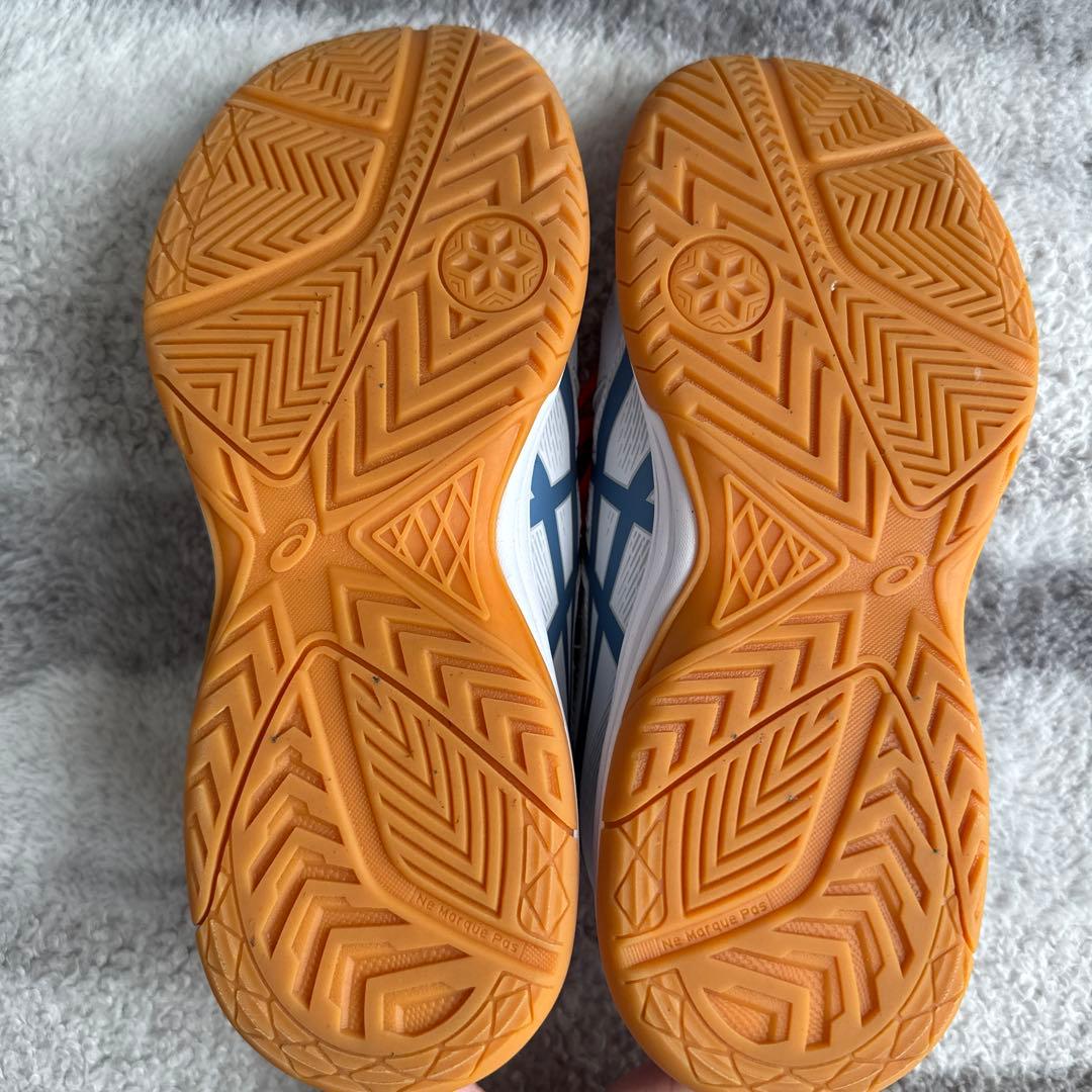 asicsバレーシューズ　23cm