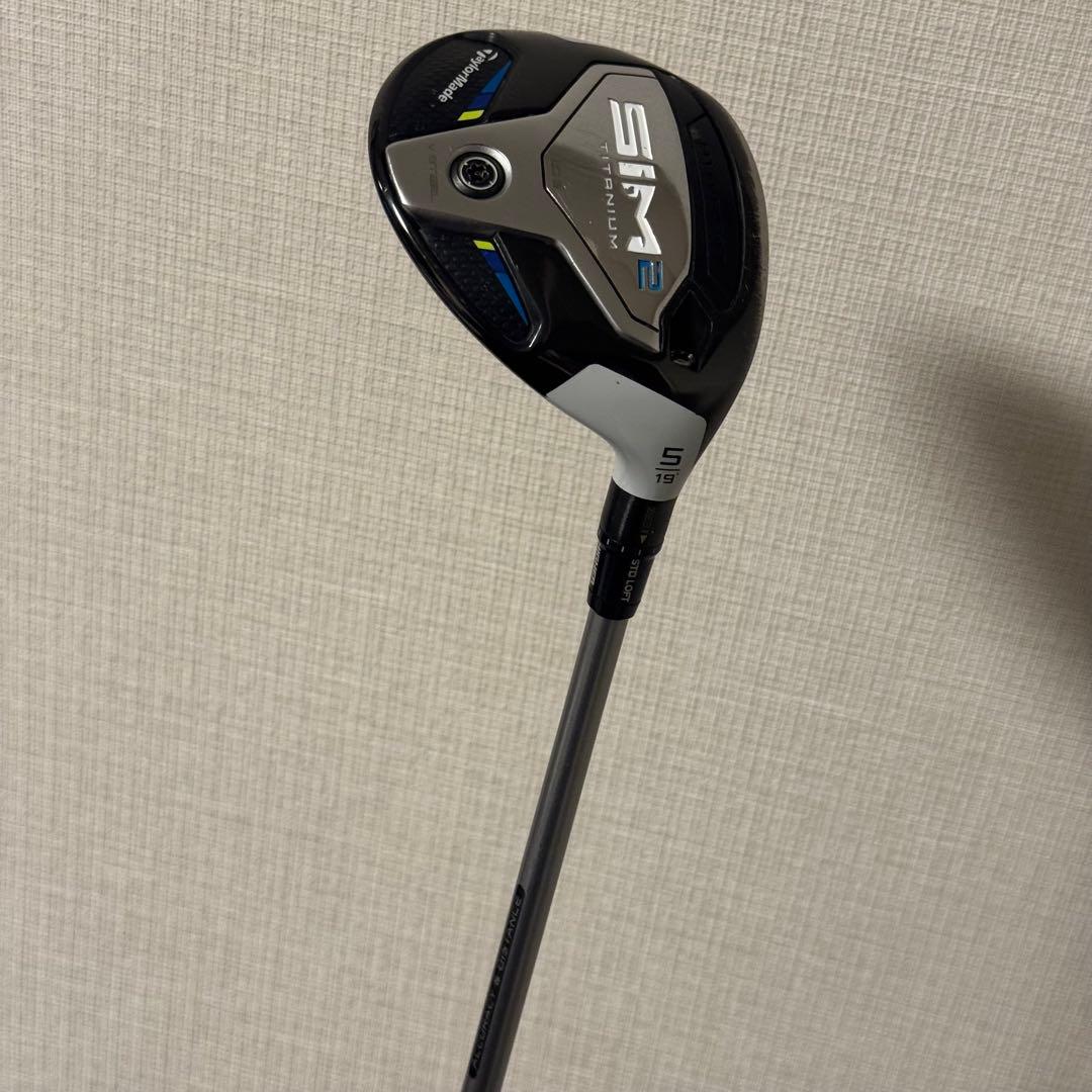 《テーラーメイド》SIM2 5W 19° × Tour AD UB 7 S FW