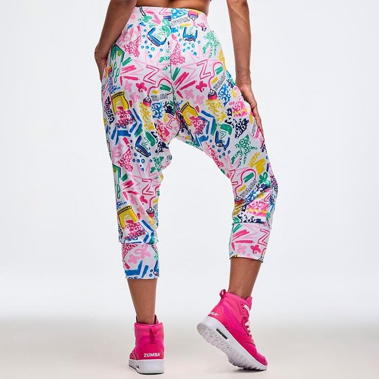 2025 新作　正規品　着用1回のみ　ZUMBA/ズンバ　パンツ　総柄