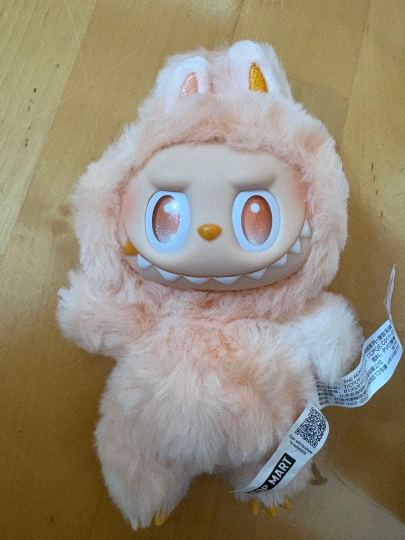 キーホルダー・アクリルキーホルダー Big into Energy Labubu HAPPINESS