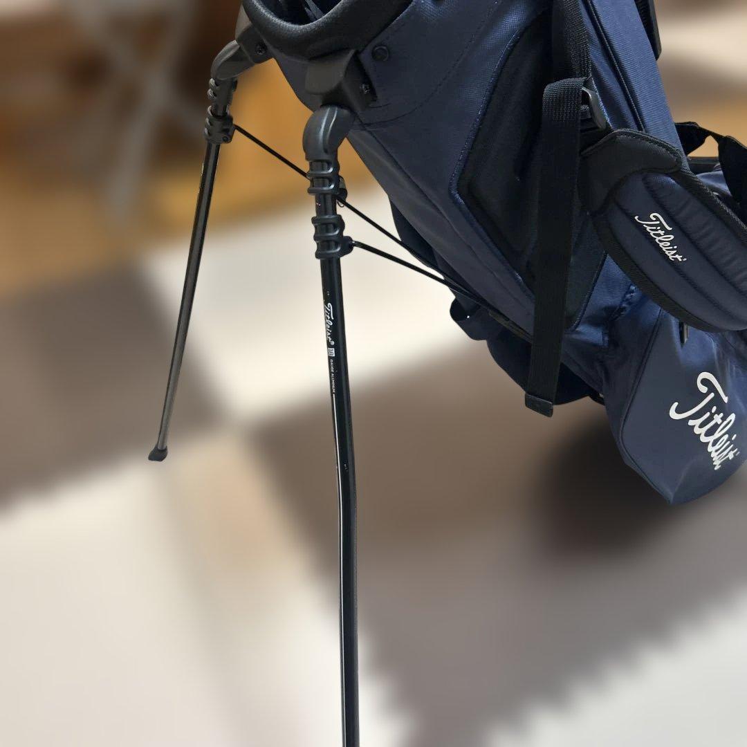 Titleist プレイヤーズ4 ゴルフスタンドバッグ ネイビー