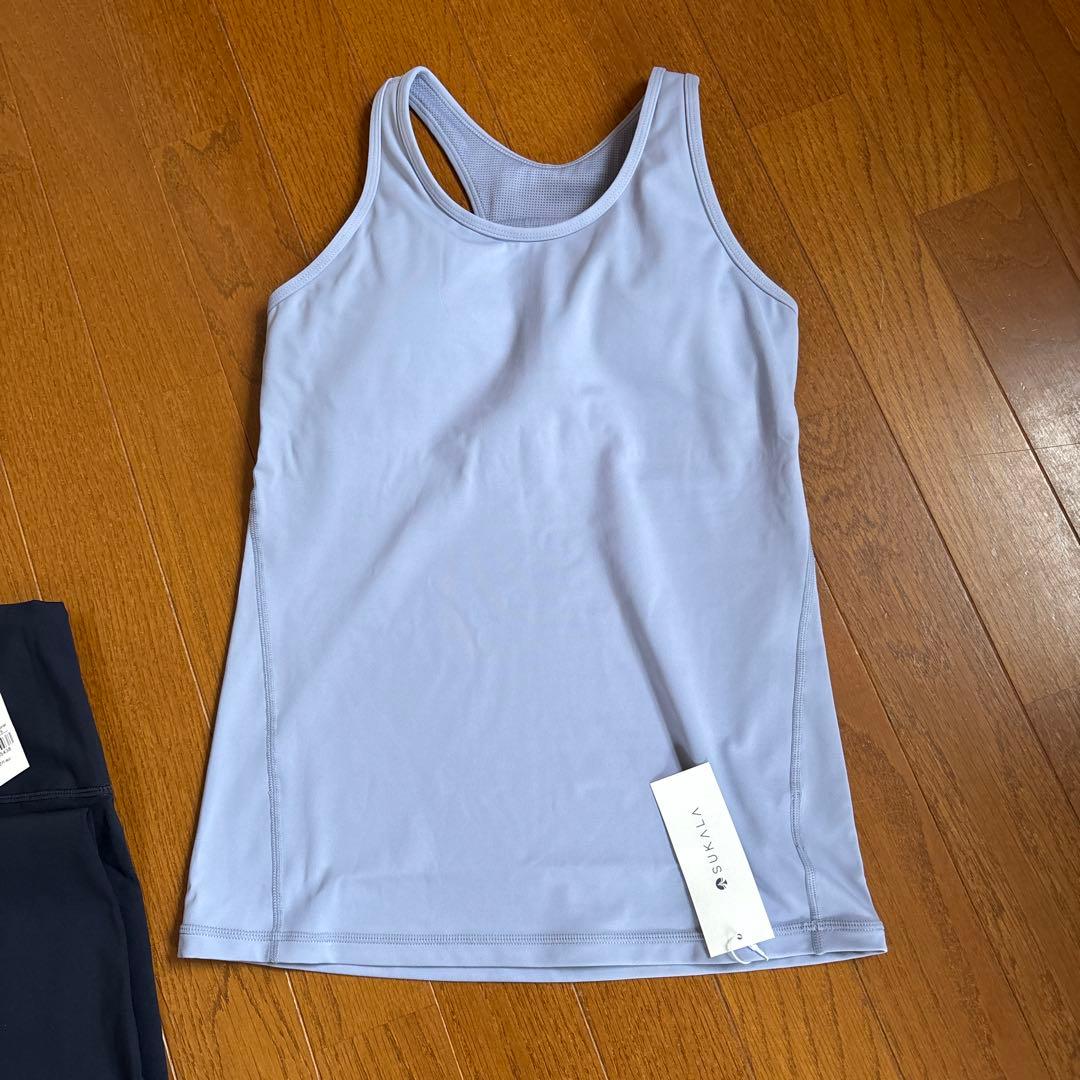 lava ヨガウェア タンクトップとレギンスセット