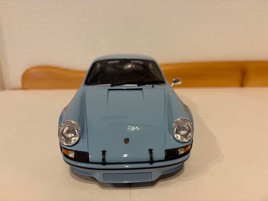 ポルシェ911 Carrera RS2.7ミニカー1/18