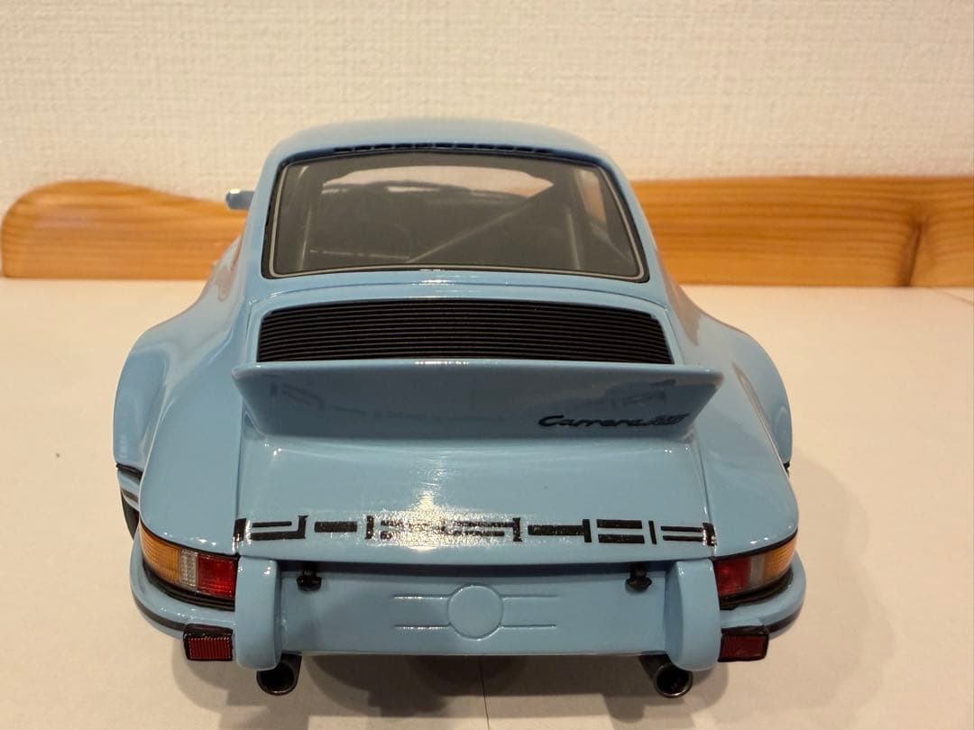 ポルシェ911 Carrera RS2.7ミニカー1/18