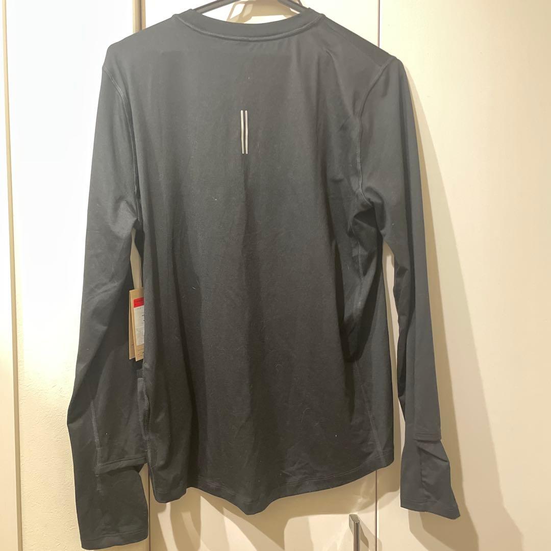 【新品】NIKE レディース　ブラック　スポーツウェア　ポケット付き