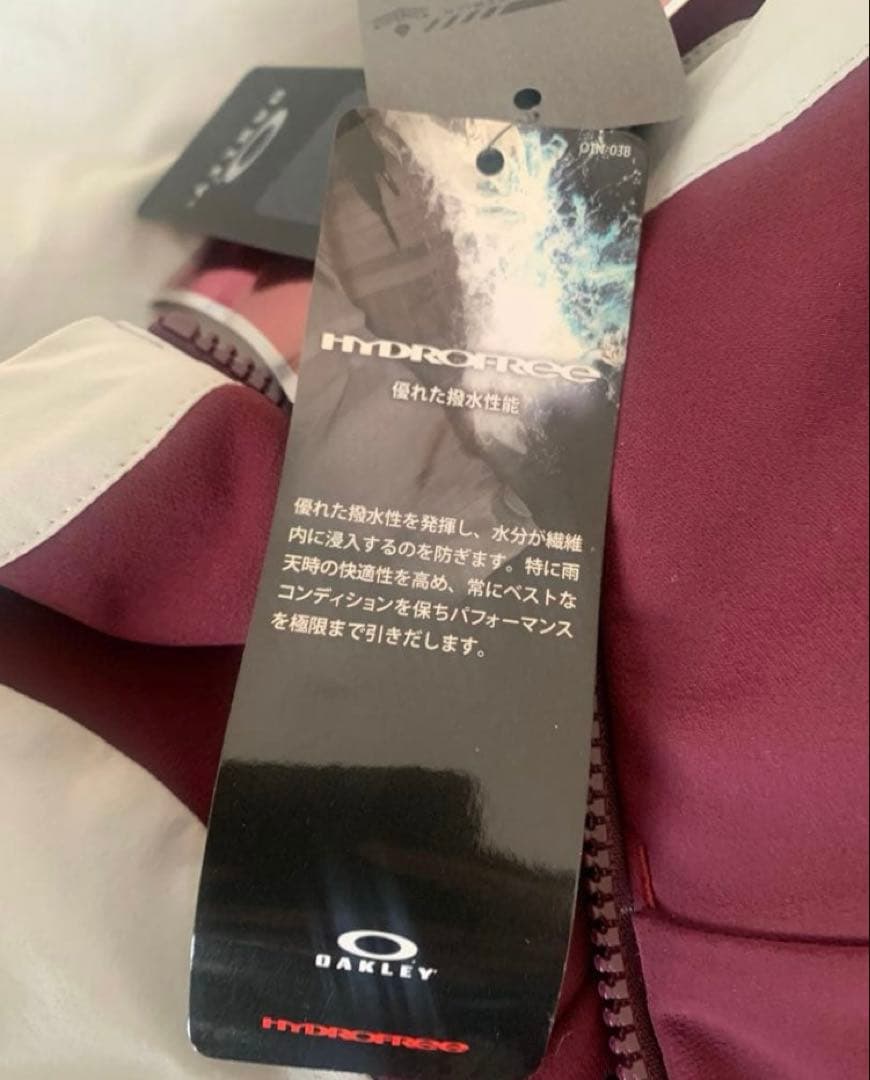 新品タグ付　OAKLEY 2ウェイ　ウインドジャケット　吸湿発熱　L